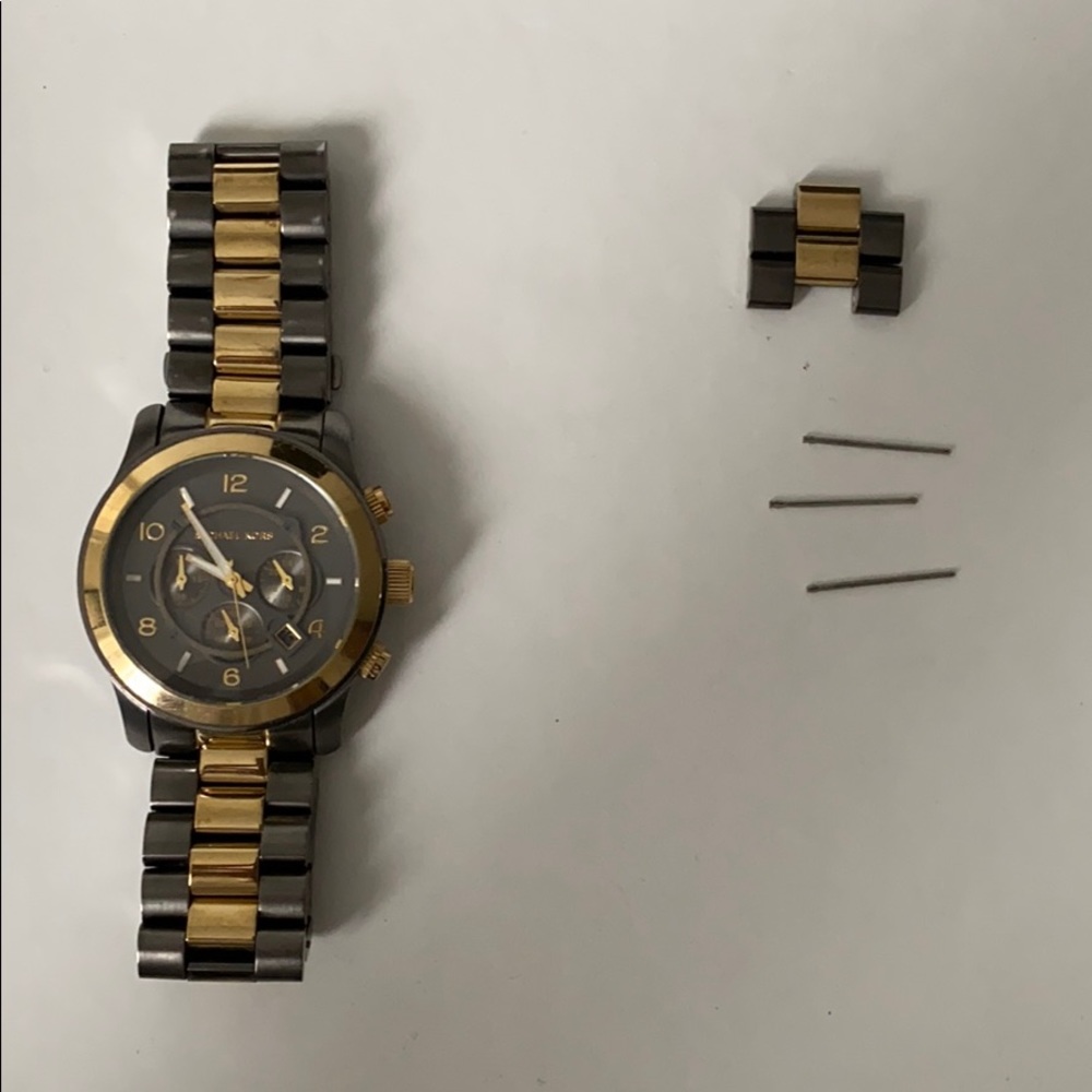 MICHAEL Michael Kors Runway Watch